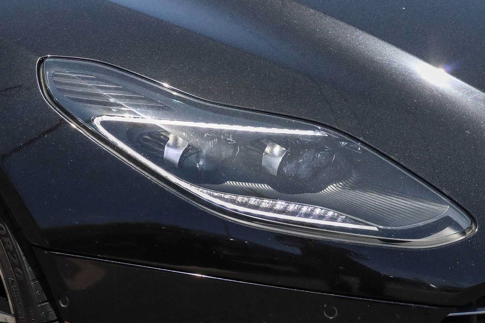 Used 2020 Aston Martin DB11 Coupe RWD image 18