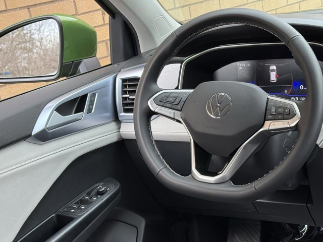 New 2026 Volkswagen Taos SE AWD/4WD image 16