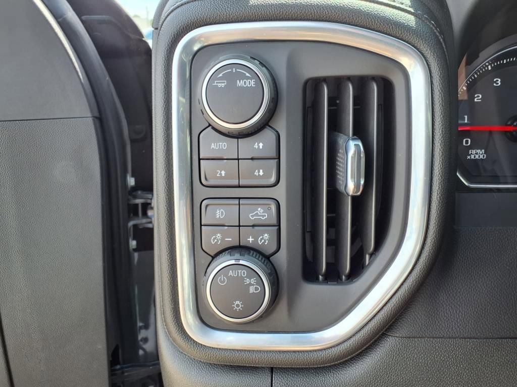 Used 2022 Chevrolet Silverado 1500 LT Trail Boss w/ Bed Protection Package image 24