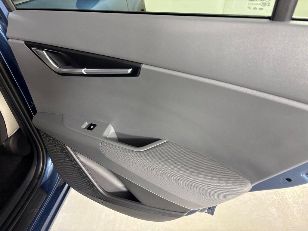 New 2026 Kia Niro EX FWD image 19