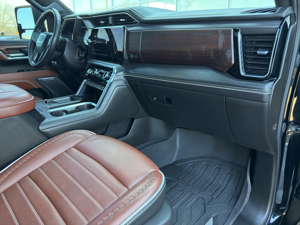 Used 2024 GMC Sierra 2500 Denali Ultimate image 64