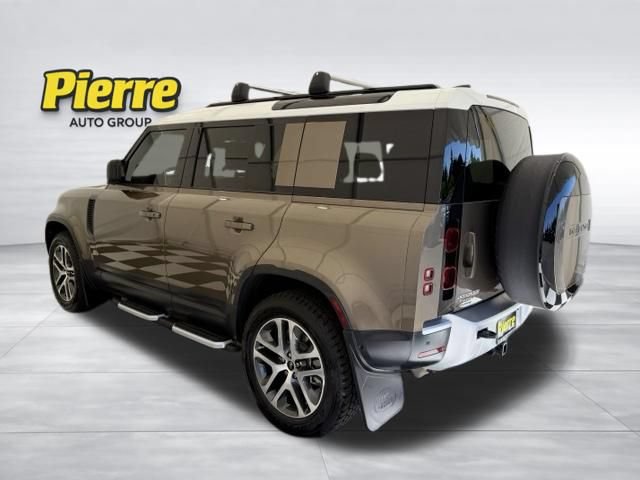 Used 2025 Land Rover Defender 110 S AWD/4WD image 2