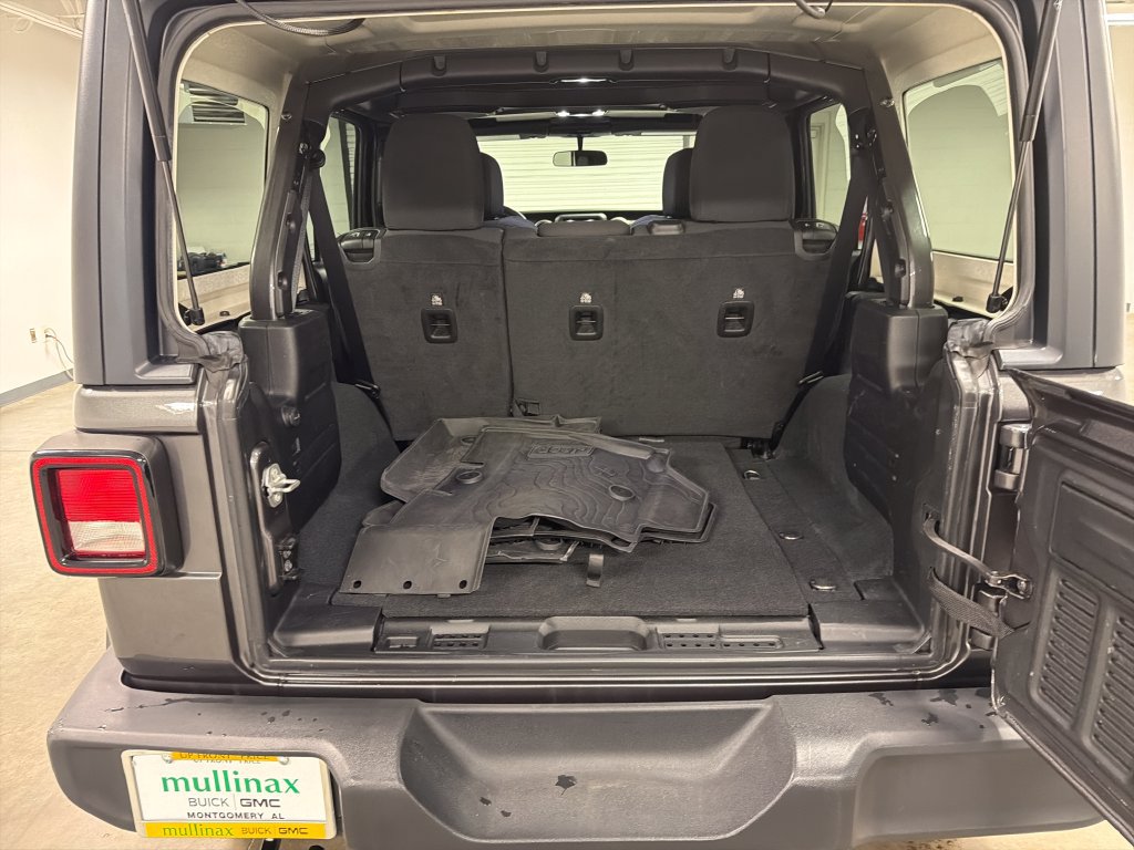 Used 2022 Jeep Wrangler Unlimited Sport AWD/4WD image 19