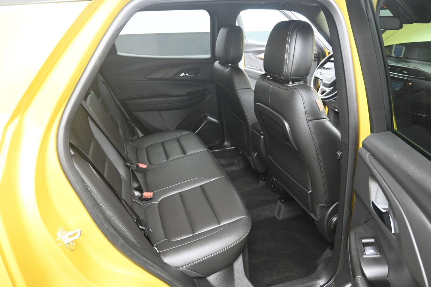 Used 2023 Chevrolet TrailBlazer ACTIV w/ Technology Package AWD/4WD image 43