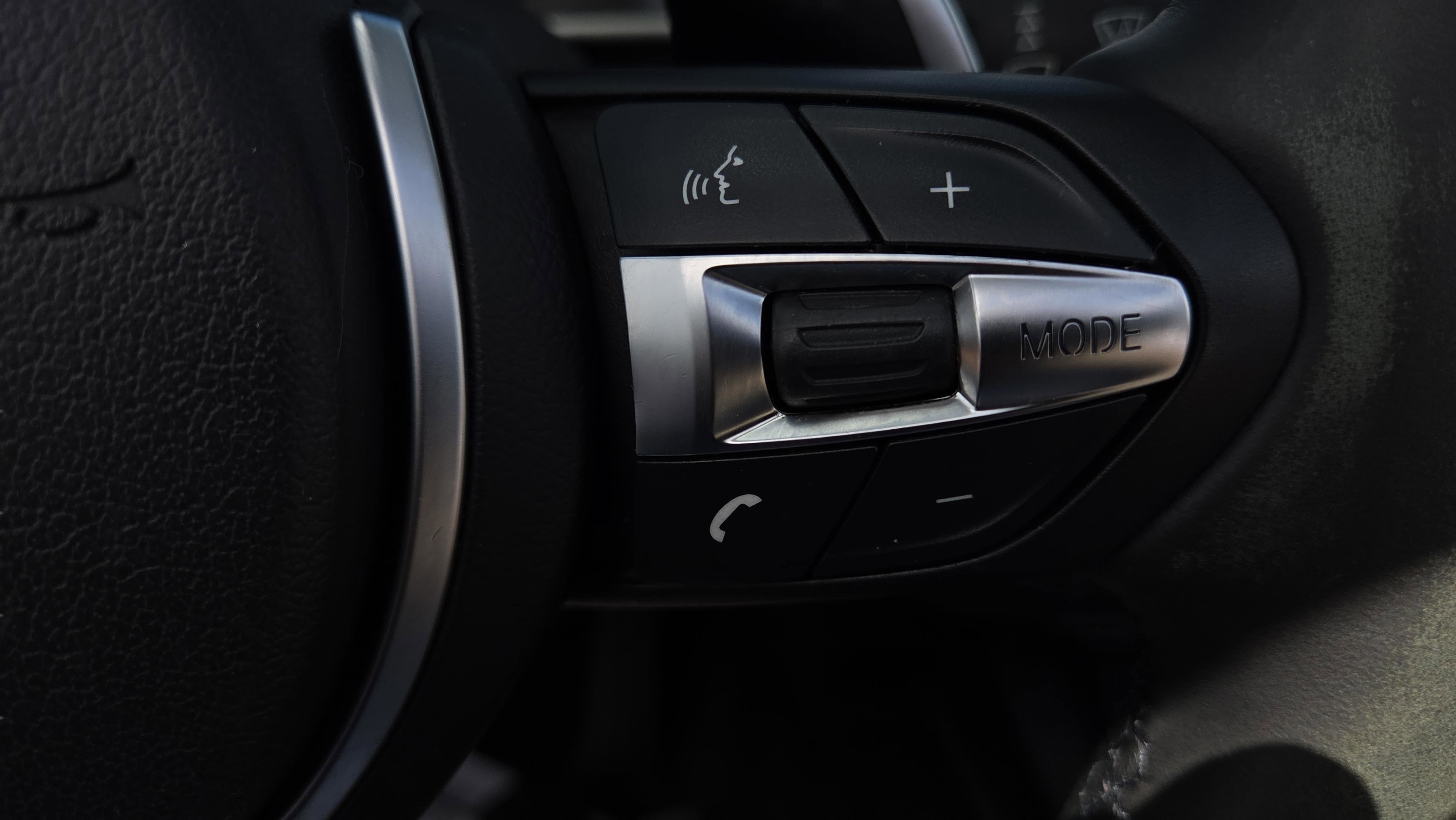 Used 2017 BMW 230i Convertible image 24