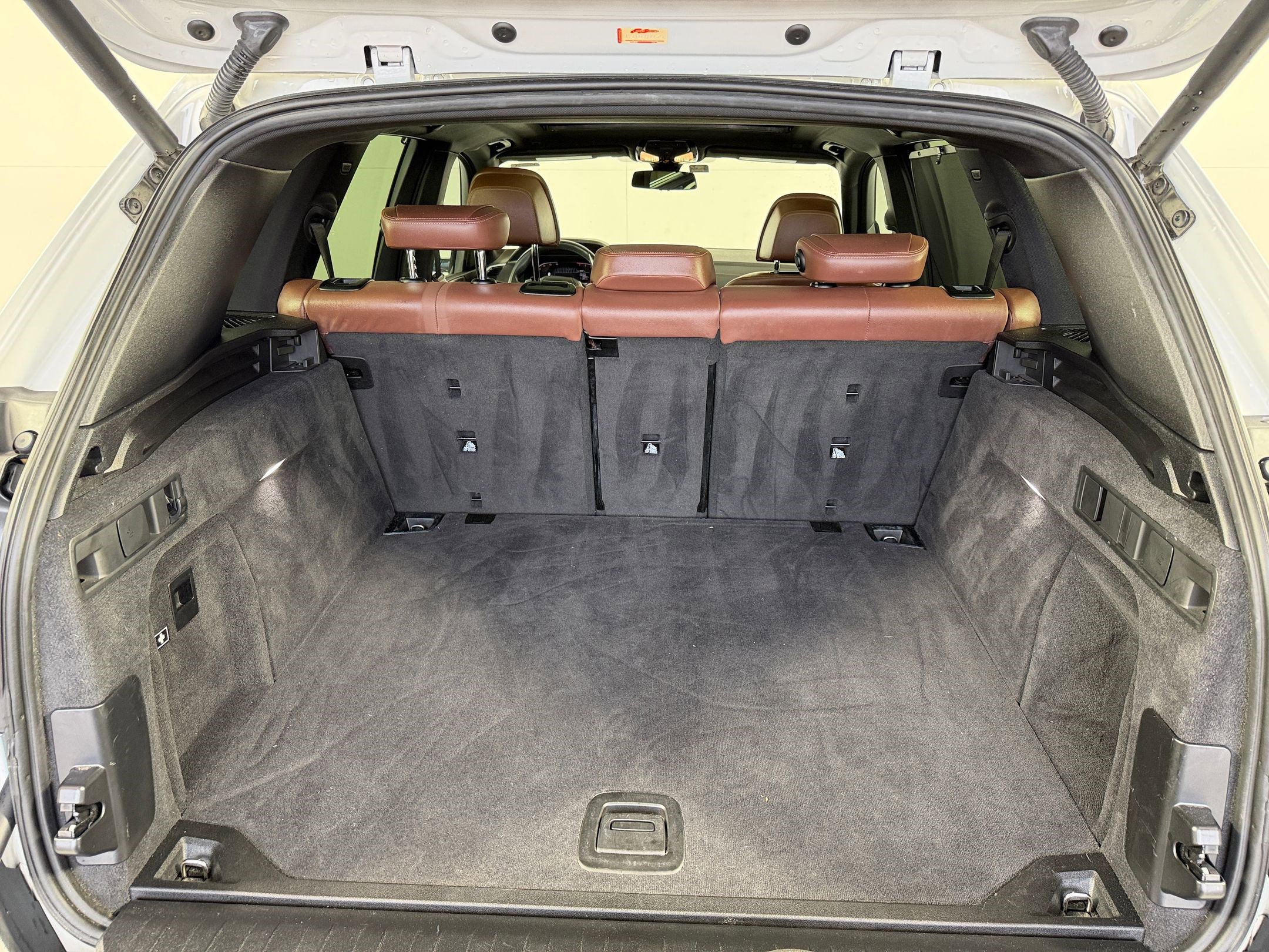 Used 2020 BMW X5 xDrive40i w/ Executive Package image 34