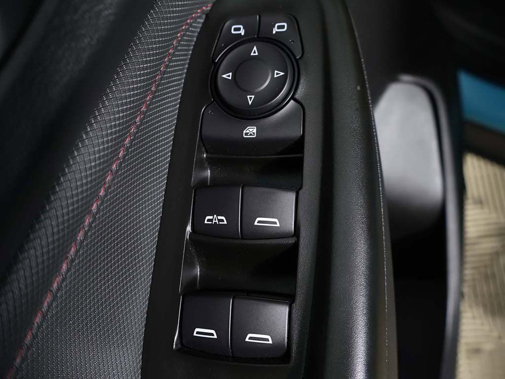 Used 2021 Chevrolet TrailBlazer RS w/ Convenience Package image 34