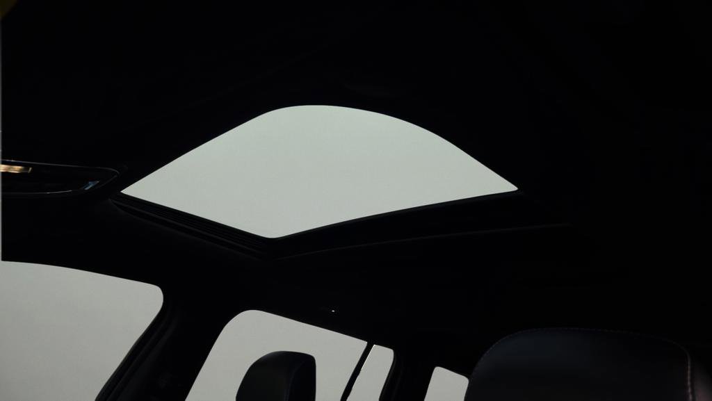 Used 2024 Jeep Grand Cherokee Altitude image 12