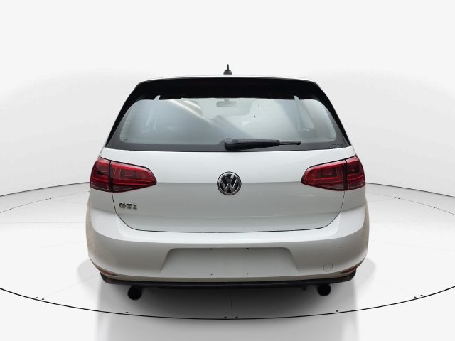 Used 2015 Volkswagen GTI SE FWD image 7