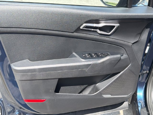New 2027 Kia Sportage S FWD image 16