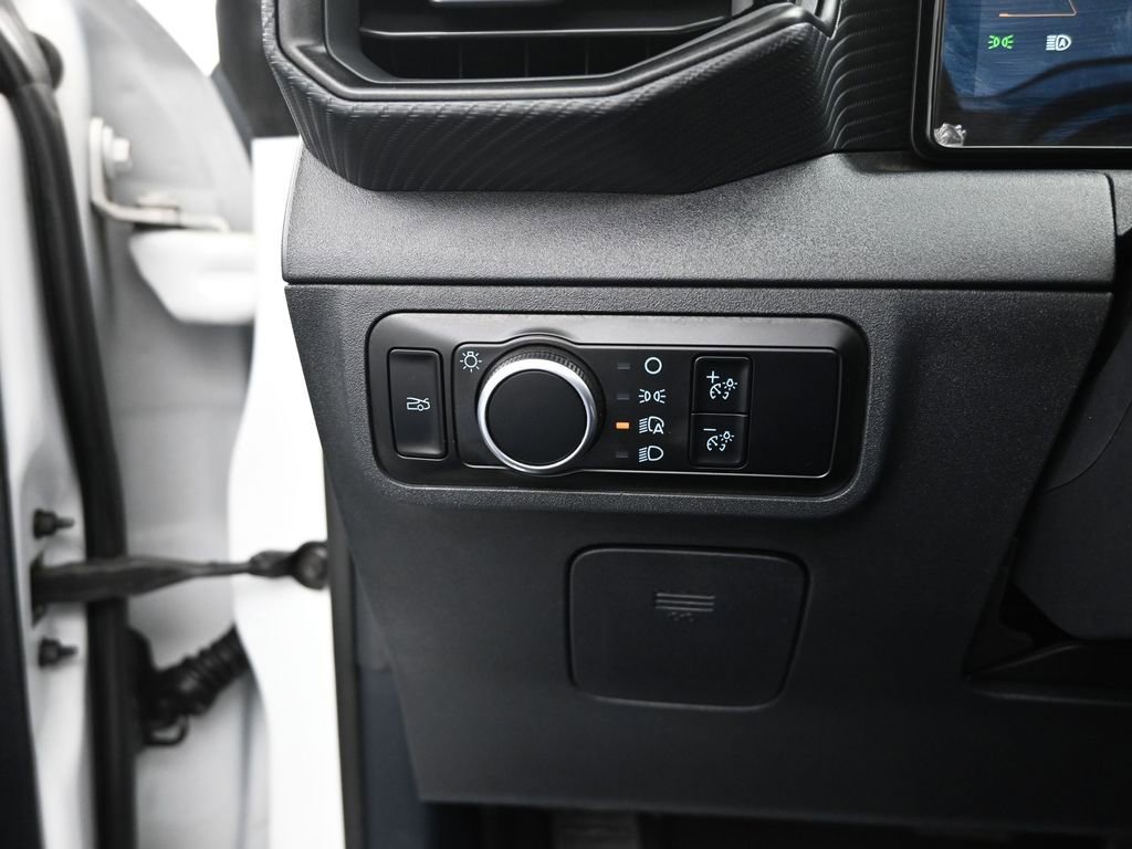 Used 2024 Ford Mustang EcoBoost image 13