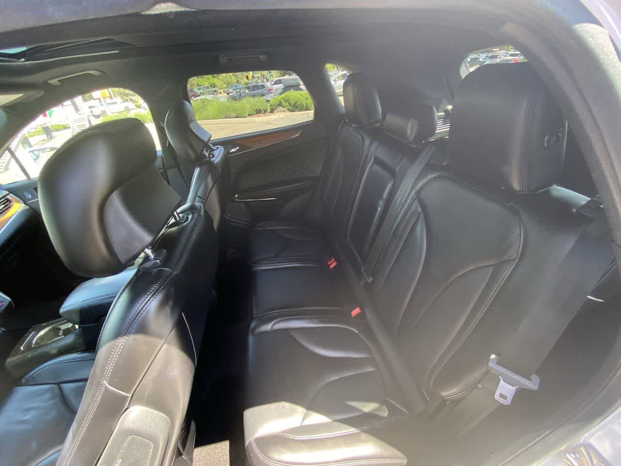 Used 2019 Lincoln MKC Select w/ Select Plus Package AWD/4WD image 23