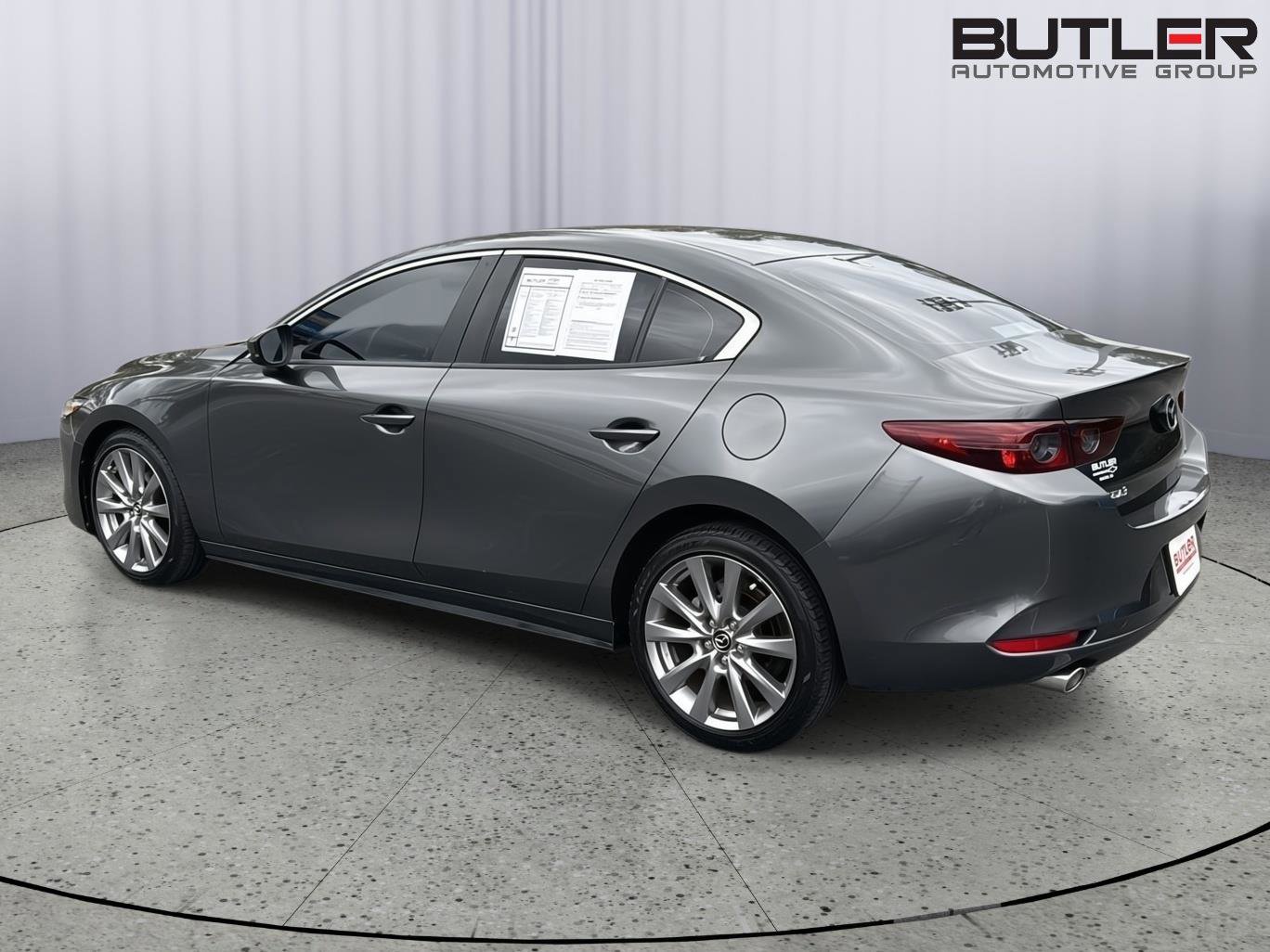 Used 2020 MAZDA MAZDA3 Sedan w/ Select Package image 3