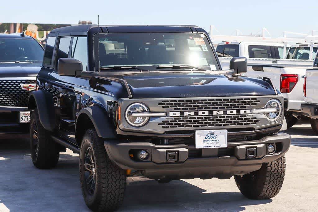 Certified 2026 Ford Bronco Badlands AWD/4WD image 3