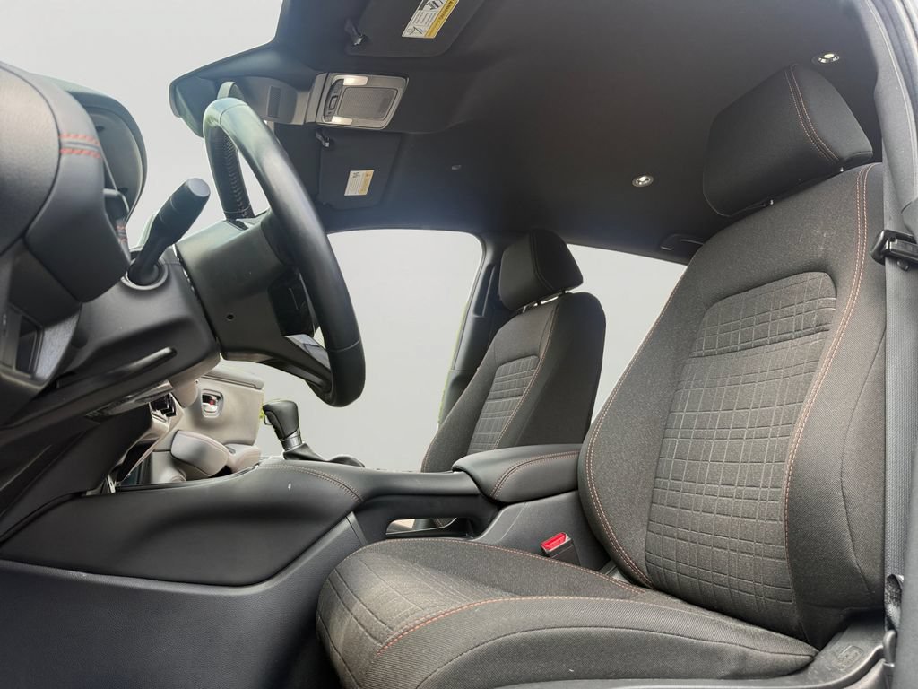 Certified 2025 Honda HR-V Sport image 23