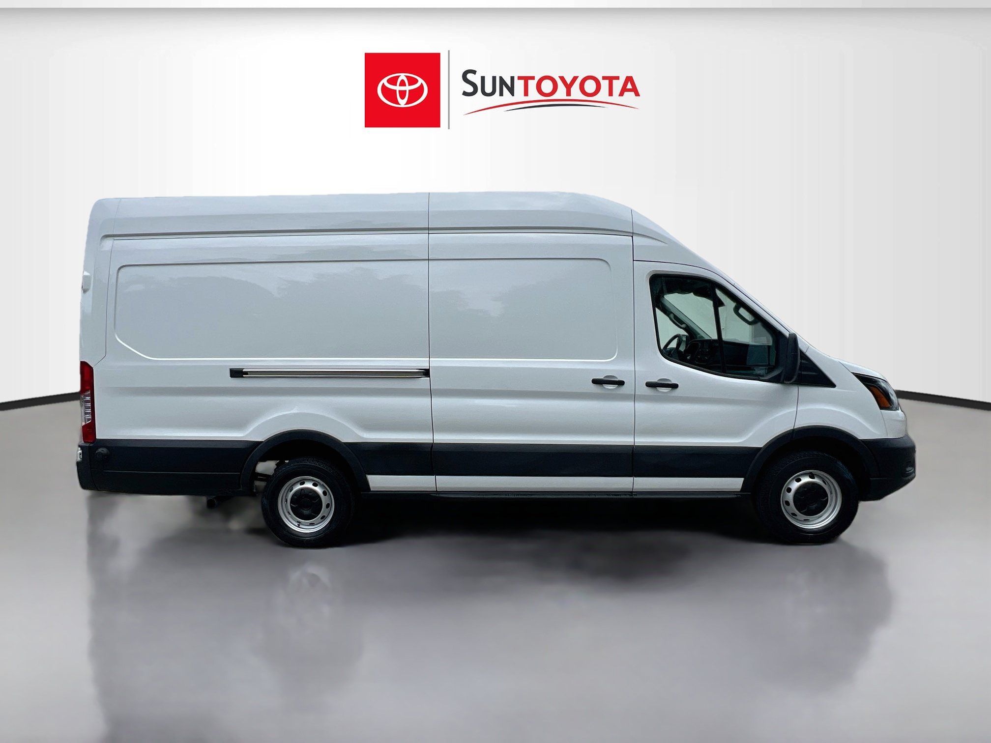 Used 2025 Ford Transit 250 148 High Roof Extended w/ Load Area Protection Package RWD image 2
