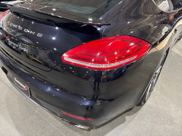 Used 2015 Porsche Panamera w/ Premium Package Plus image 47