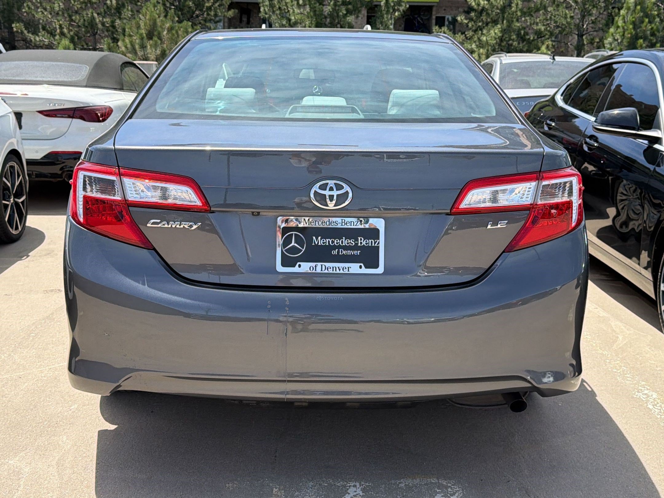 Used 2014 Toyota Camry LE FWD image 10