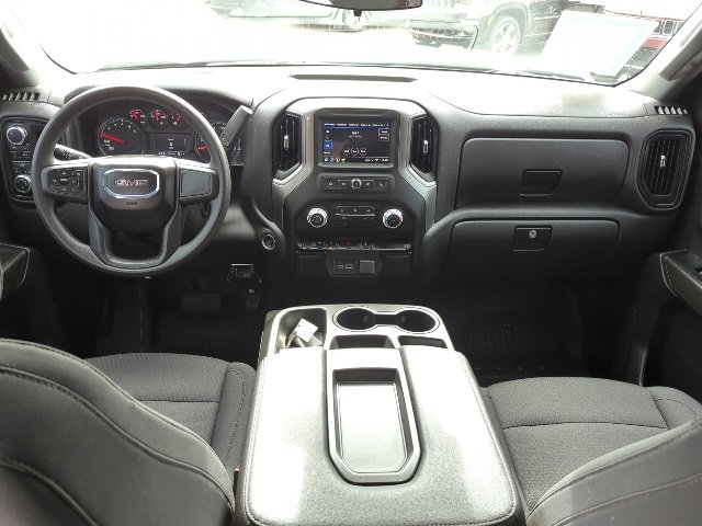 Used 2024 GMC Sierra 1500 Pro w/ Trailering Package image 7