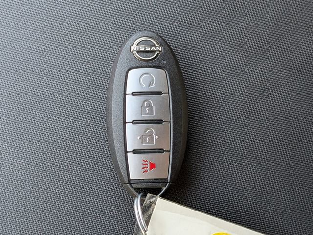 Used 2024 Nissan Frontier PRO-4X w/ Technology Package image 31