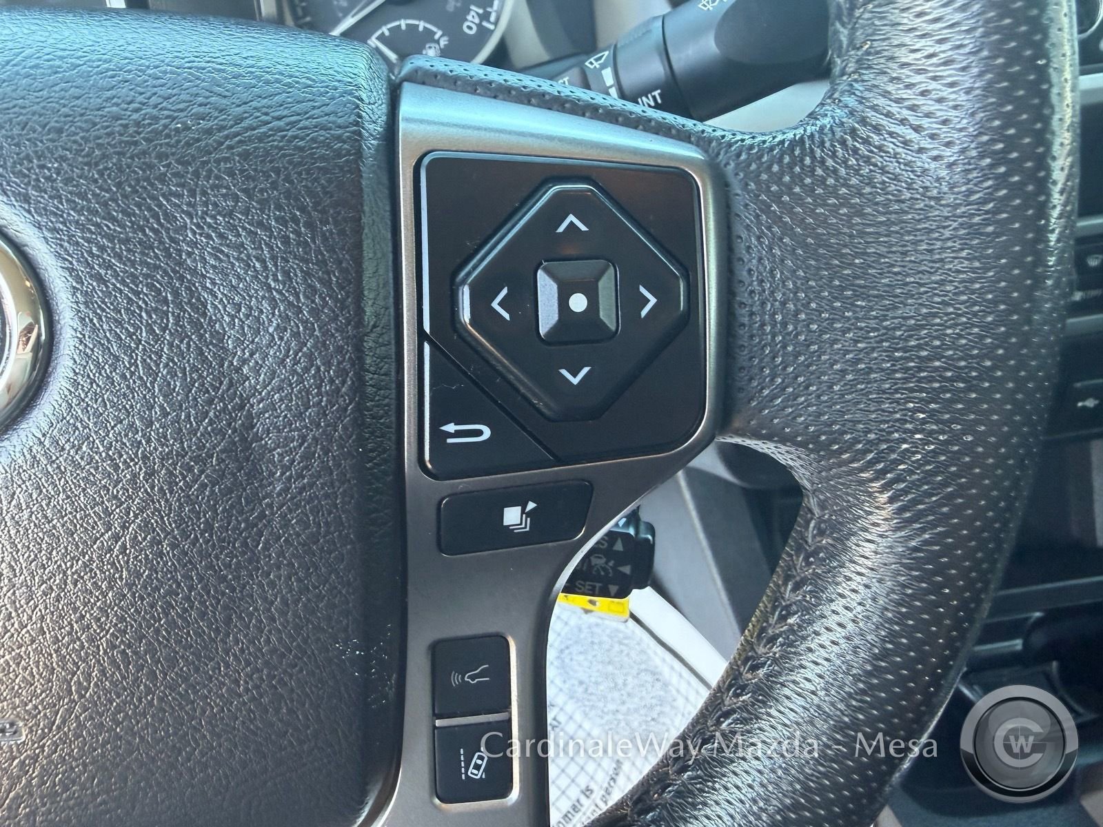 Used 2022 Toyota Tacoma SR5 w/ Technology Package image 22