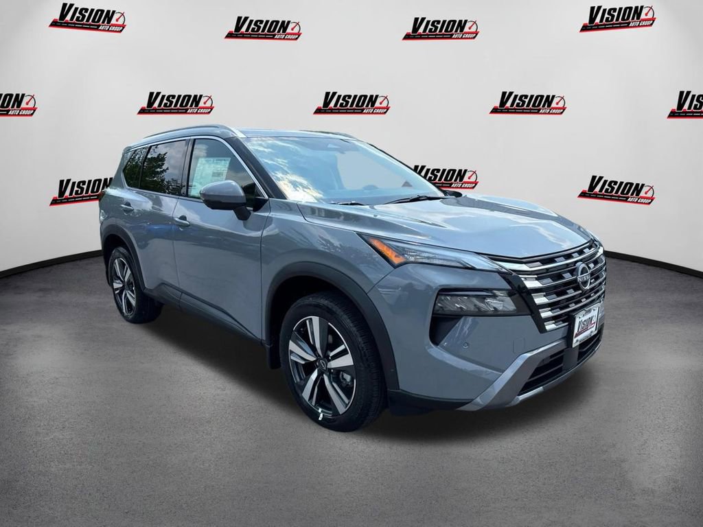 Used 2025 Nissan Rogue SL AWD/4WD image 3