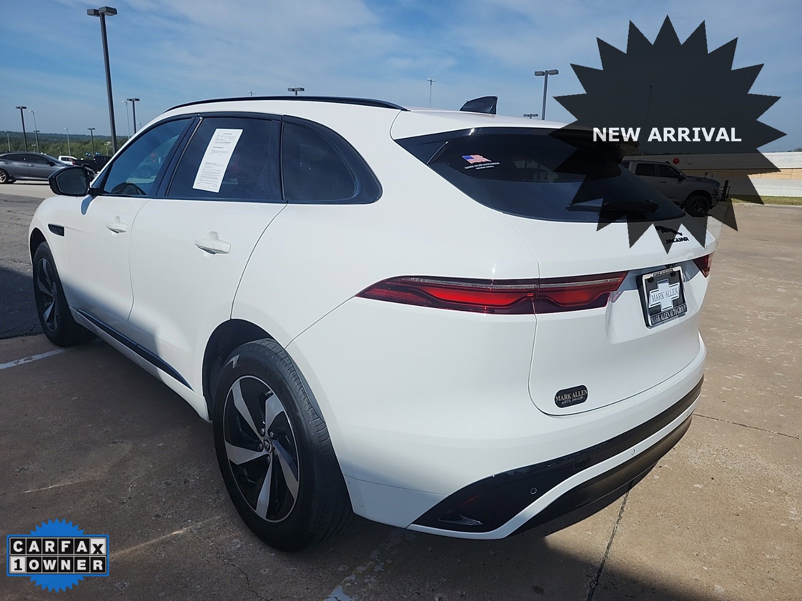 Used 2025 Jaguar F-PACE R-Dynamic S image 4
