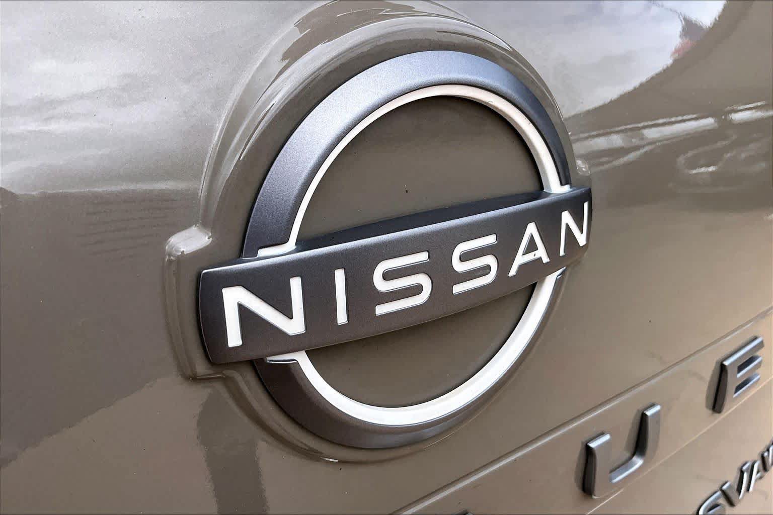 Used 2024 Nissan Rogue SV w/ SV Premium Package AWD/4WD image 31