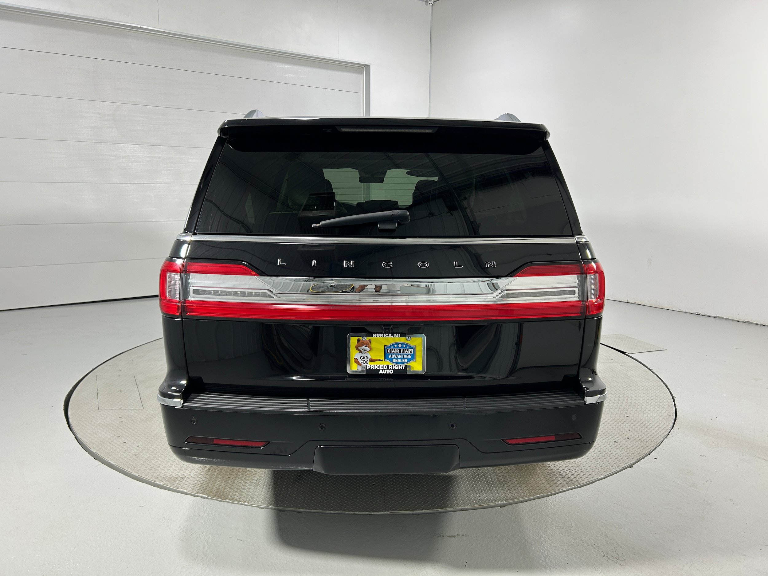 Used 2019 Lincoln Navigator L Black Label AWD/4WD image 37