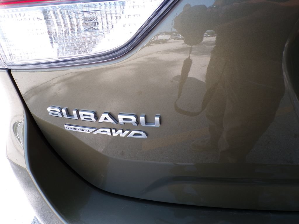 Used 2023 Subaru Forester Limited AWD/4WD image 18