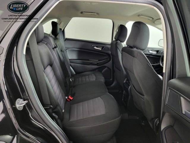 Used 2024 Ford Edge SE w/ Black Appearance Package image 17