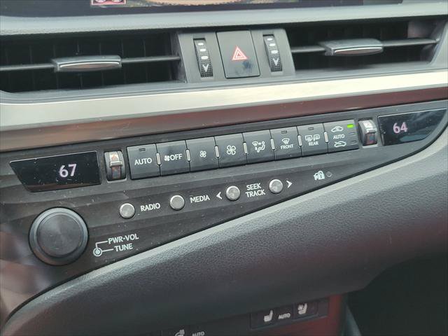 Used 2020 Lexus ES 350 F Sport w/ Accessory Package 2 FWD image 29