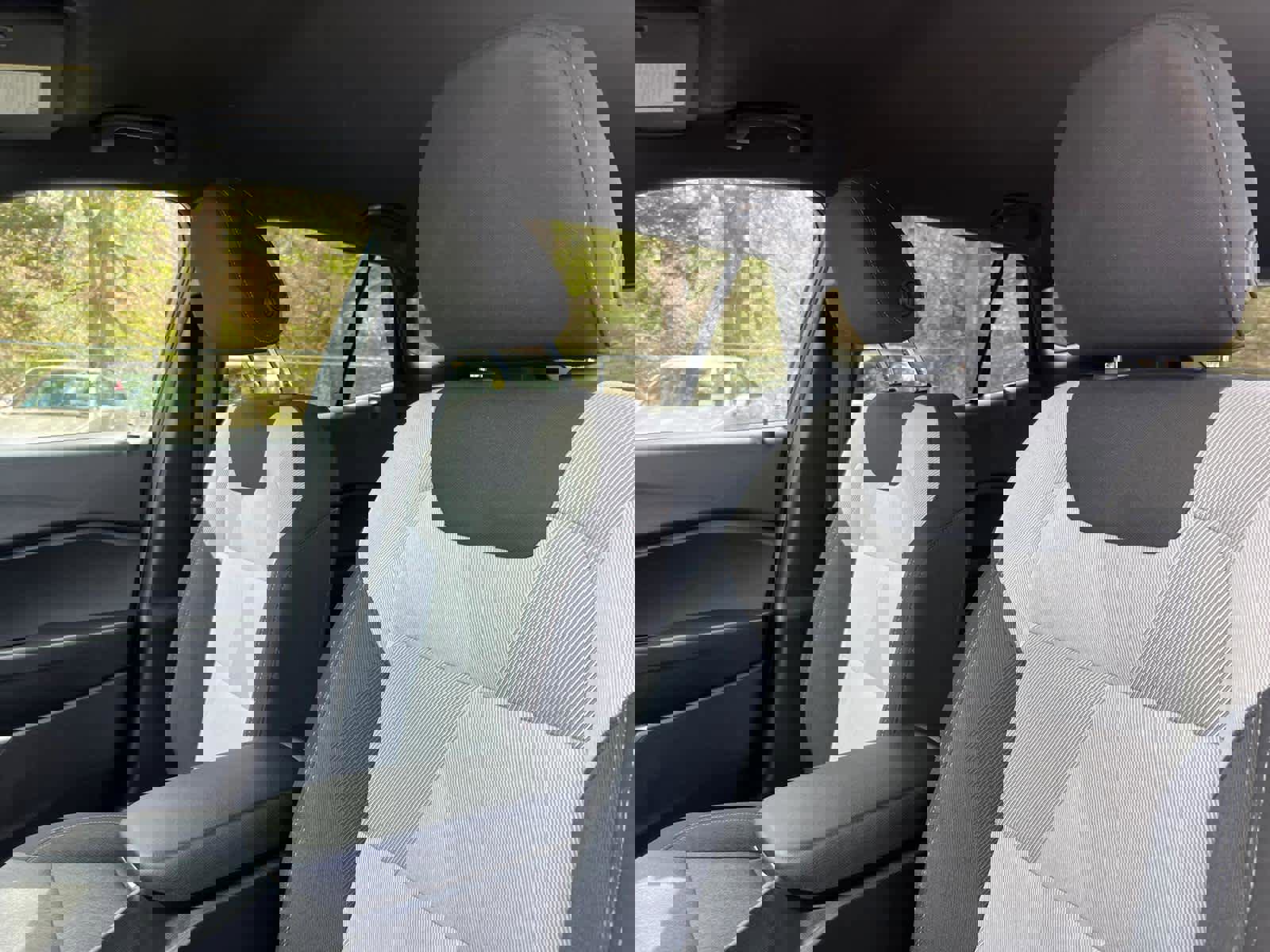 Certified 2024 Chevrolet Trax RS w/ Driver Confidence Package image 13