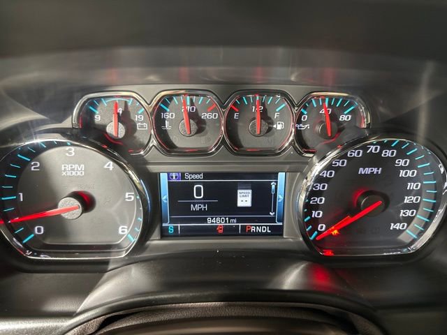 Used 2019 Chevrolet Suburban LT w/ Luxury Package image 15