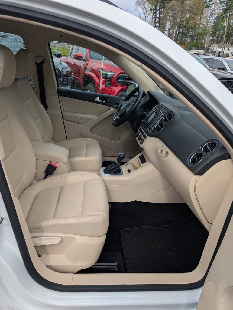 Used 2017 Volkswagen Tiguan S AWD/4WD image 20