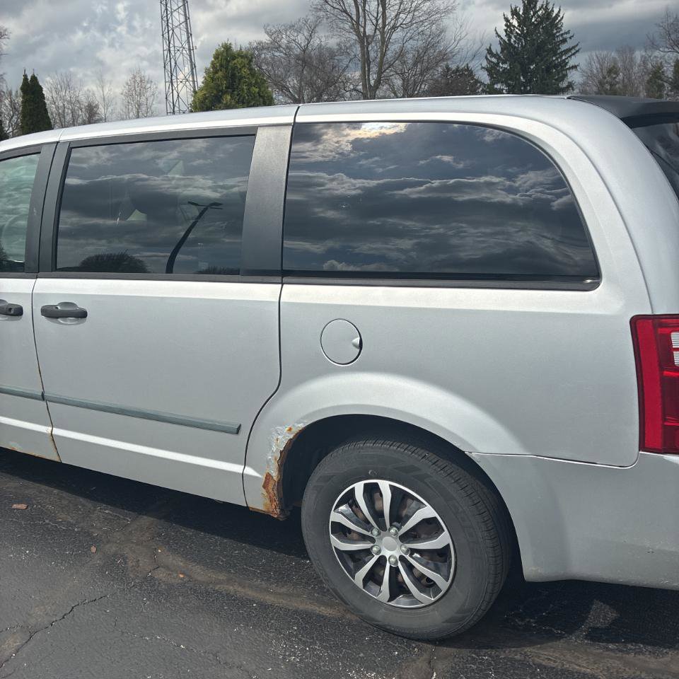 Used 2008 Dodge Grand Caravan SE image 8