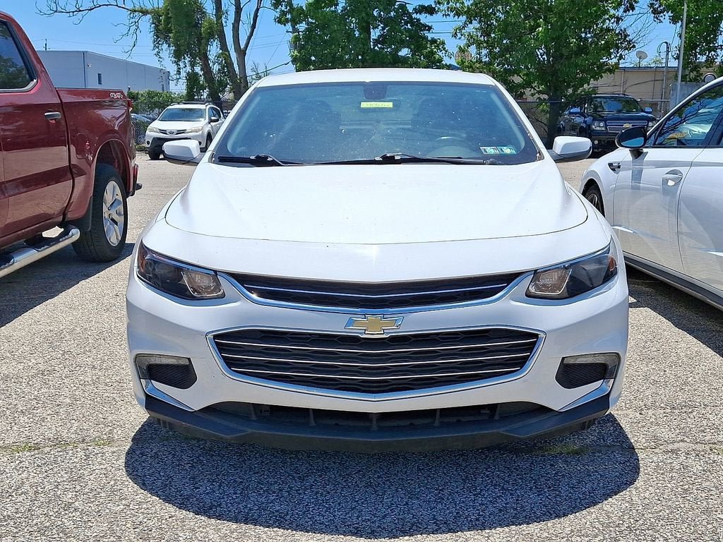 Used 2018 Chevrolet Malibu LT FWD image 4