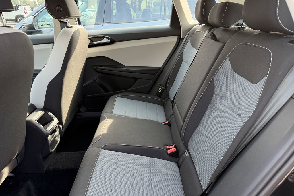 Certified 2025 Volkswagen Taos S image 28