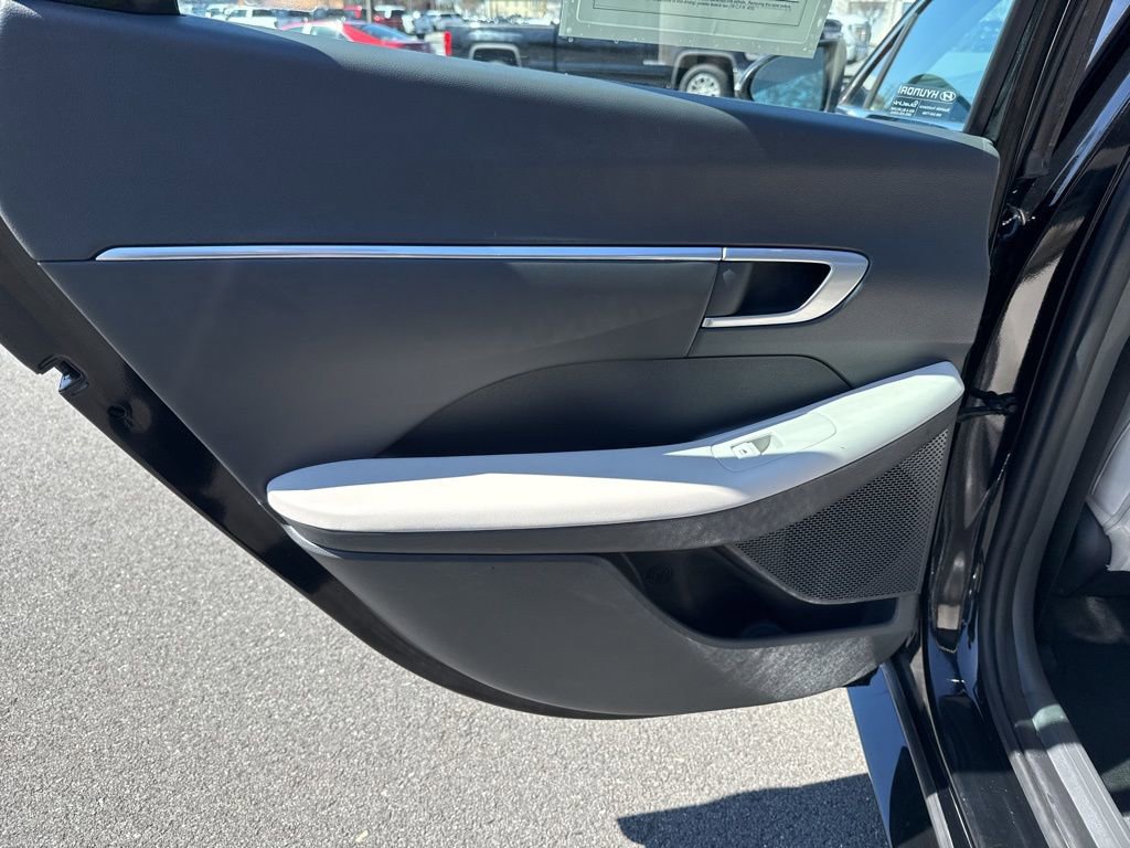Used 2022 Hyundai Sonata SEL image 32