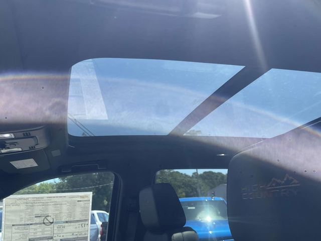 New 2025 Chevrolet Tahoe High Country image 9