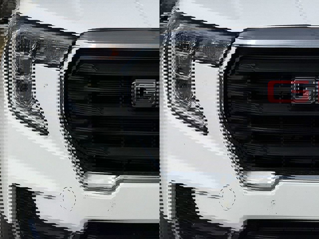 Certified 2023 GMC Terrain SLE w/ Driver Convenience Package image 8