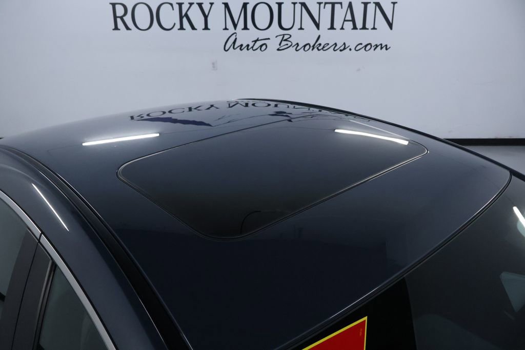 Used 2024 MAZDA MAZDA3 s image 12