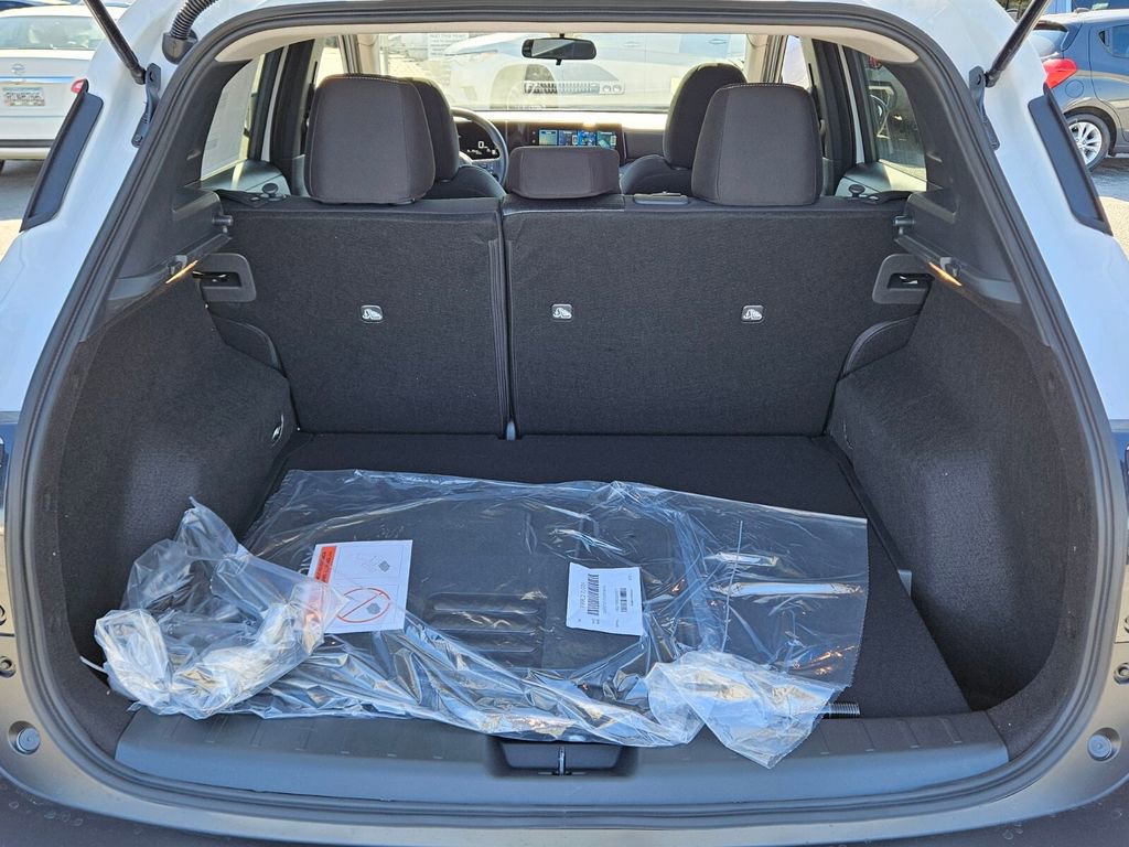 New 2026 Nissan Kicks SV w/ SV Premium Package image 10