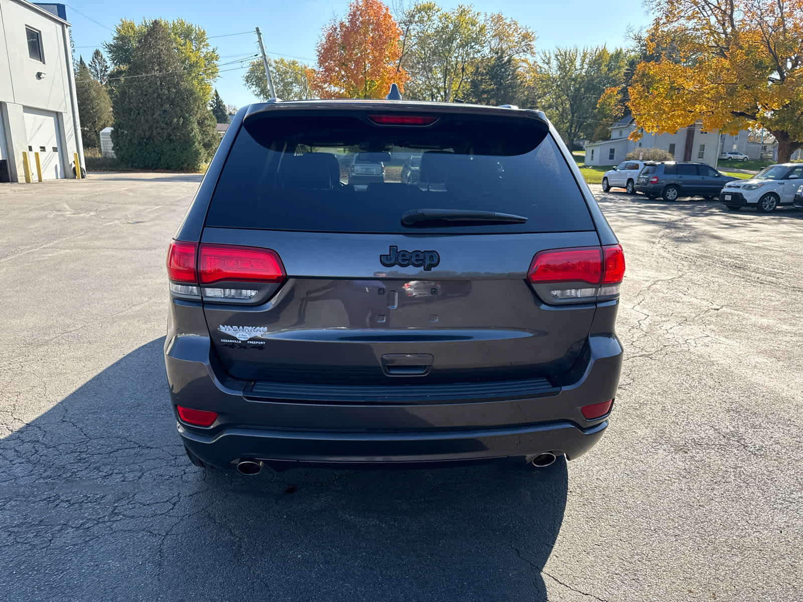 Used 2014 Jeep Grand Cherokee Altitude AWD/4WD image 4
