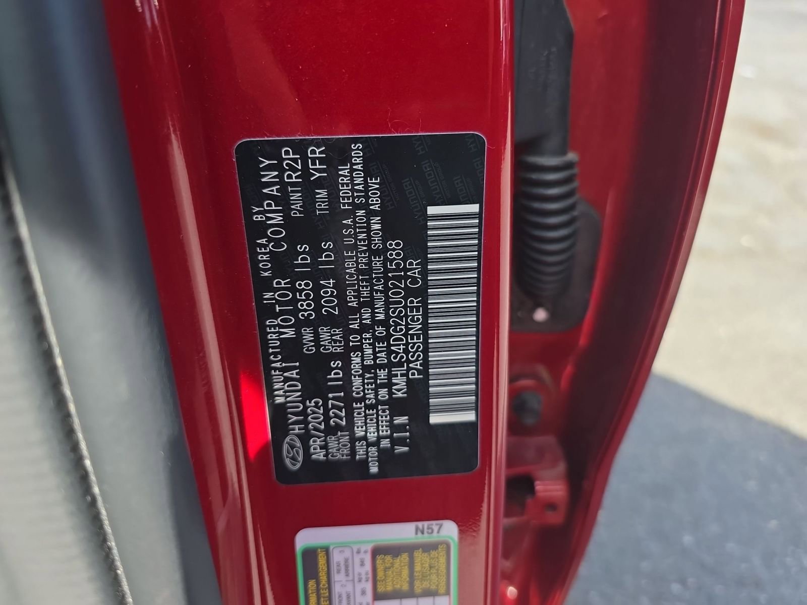 Used 2025 Hyundai Elantra SEL image 9