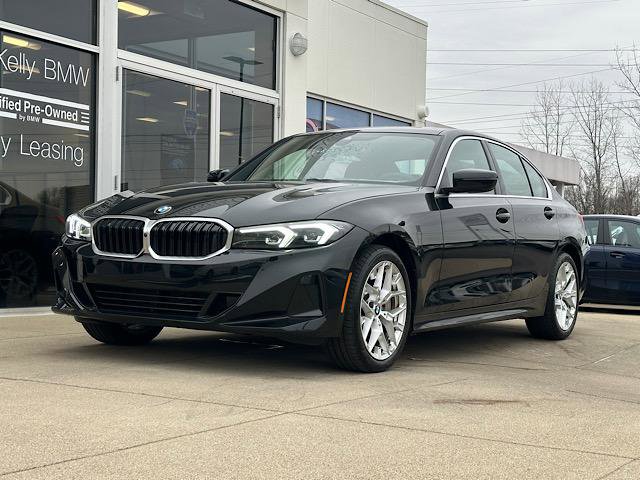 Certified 2025 BMW 330i xDrive 330i xDrive Sedan w/ Premium Package image 3