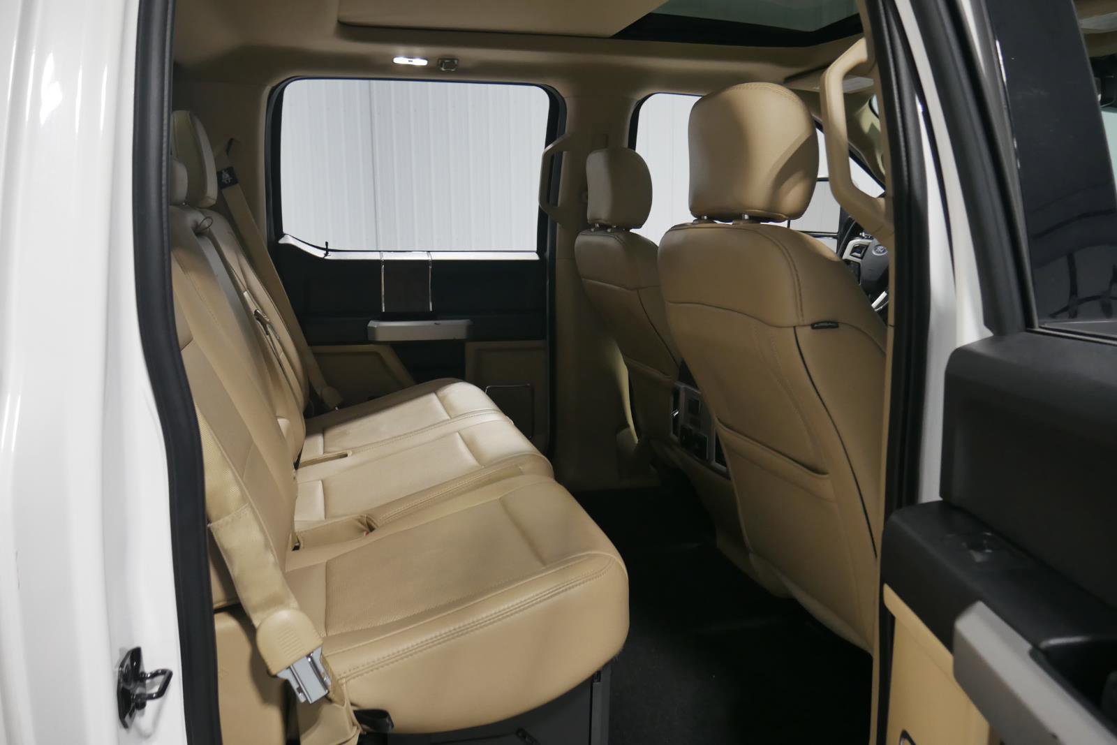 Used 2019 Ford F450 Lariat w/ Lariat Ultimate Package image 17