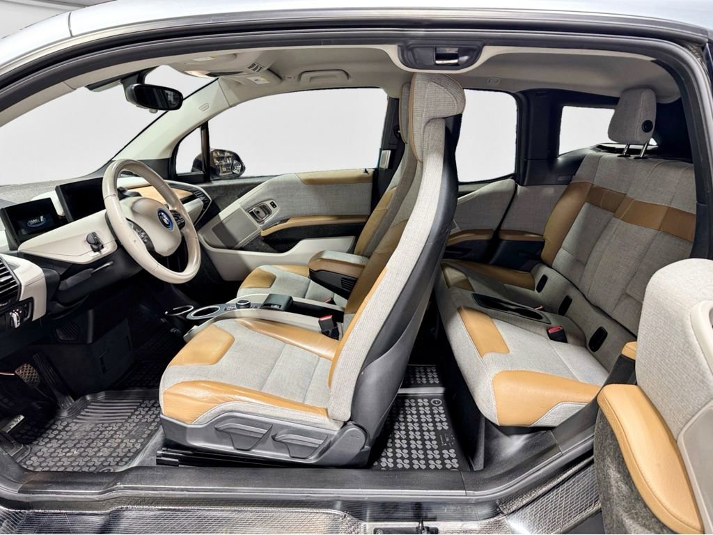 Used 2017 BMW i3 94 Ah w/Range Extender image 19