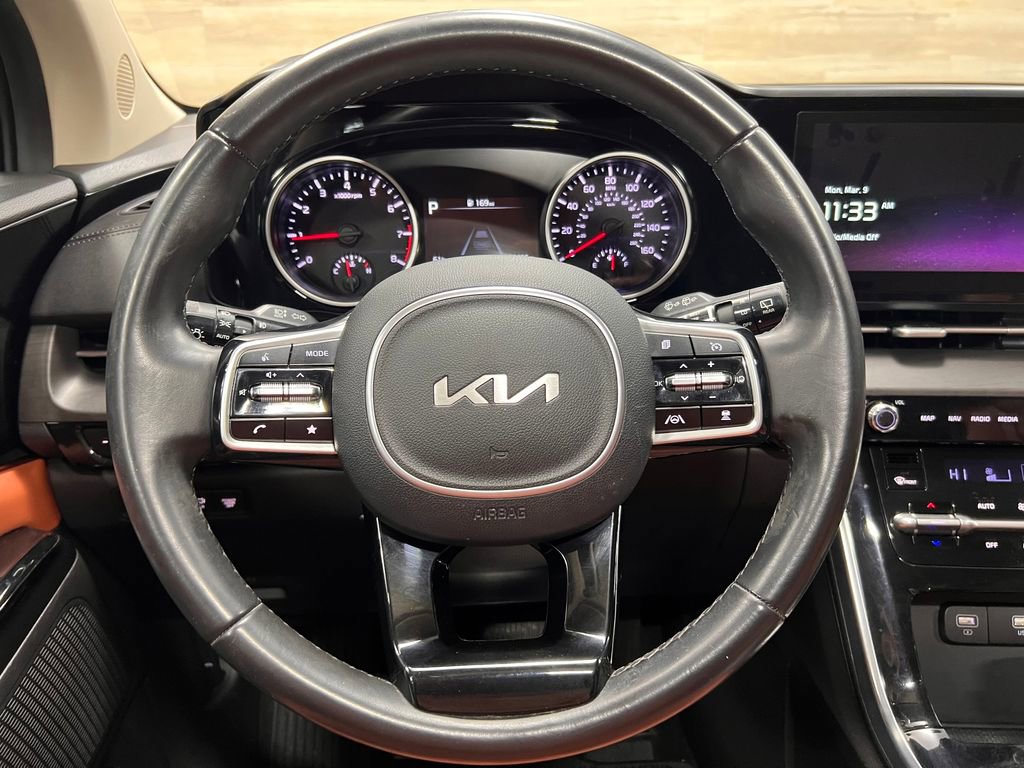 Used 2022 Kia Carnival SX w/ Paint Protection Package image 9