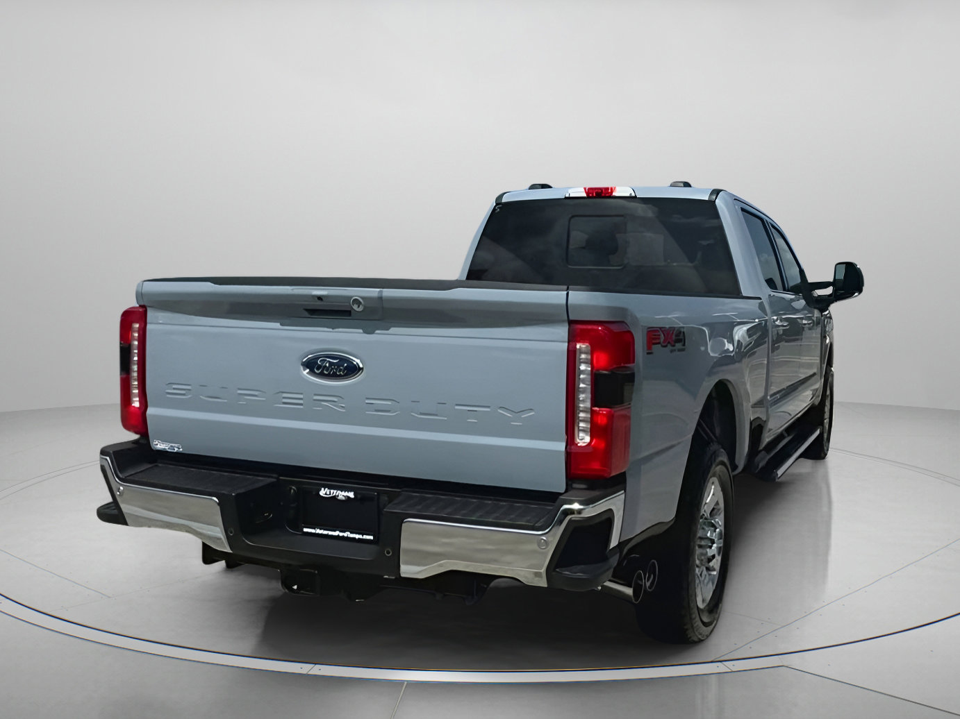 Used 2025 Ford F350 Lariat w/ Chrome Package AWD/4WD image 28